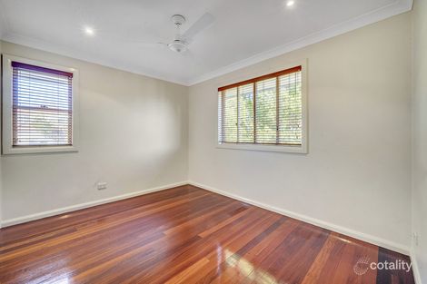 Property photo of 10 Jacaranda Close Sinnamon Park QLD 4073