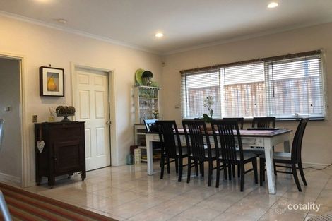 Property photo of 10 Telford Drive Berwick VIC 3806