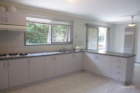 Property photo of 32 Azarow Circuit Croydon South VIC 3136