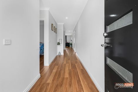 Property photo of 37 Laurence Way Tarneit VIC 3029