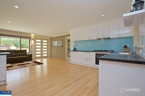 21 Captain Ct, Heathridge, WA 6027