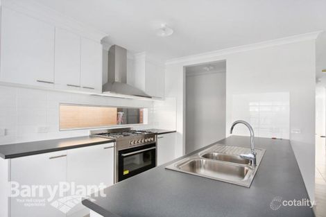 Property photo of 27 Hampshire Street Officer VIC 3809