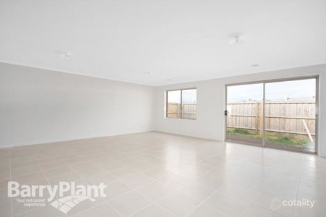 Property photo of 27 Hampshire Street Officer VIC 3809