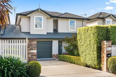 Property photo of 2/2 Ascot Road Bowral NSW 2576
