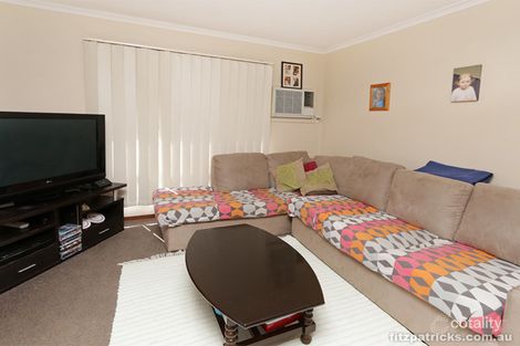 Property photo of 9 Patey Close Ashmont NSW 2650