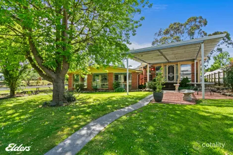 Property photo of 397 Commercial Road Yarram VIC 3971