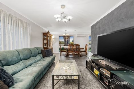 Property photo of 28 Napoleon Road Ferntree Gully VIC 3156