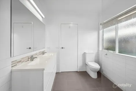 Property photo of 2/26 Roslyn Road Belmont VIC 3216