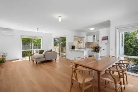 Property photo of 2/26 Roslyn Road Belmont VIC 3216