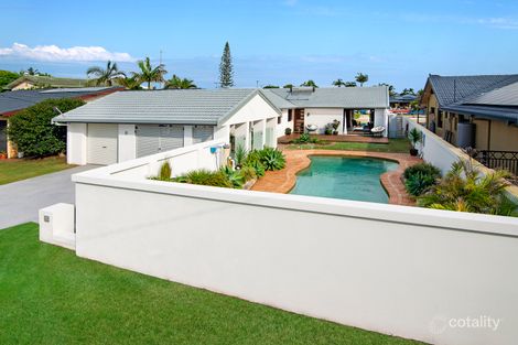 Property photo of 6 Dolphin Court Palm Beach QLD 4221