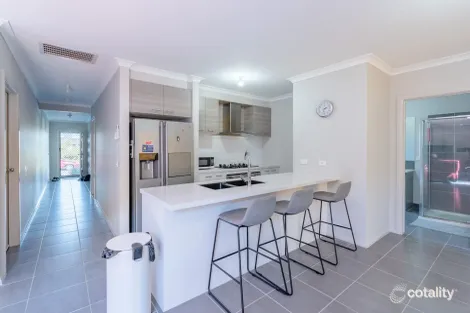 Property photo of 77 Jean Street Point Cook VIC 3030