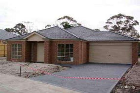 4 Cathedral Ct, Lynbrook, VIC 3975