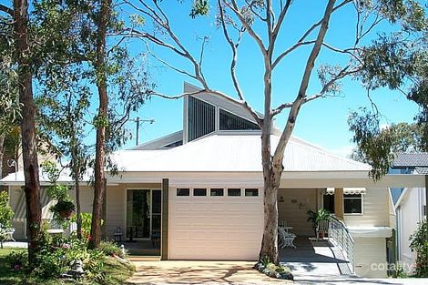 38 Lake View Ave, Safety Beach, NSW 2456