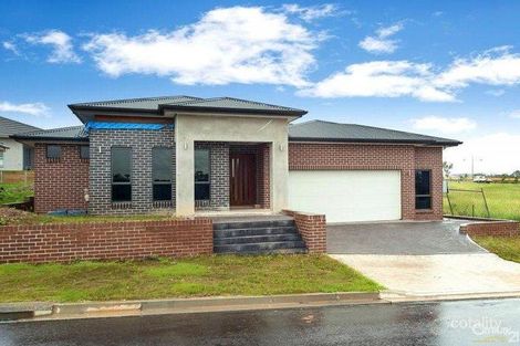 Property photo of 77 Stonecutters Drive Colebee NSW 2761
