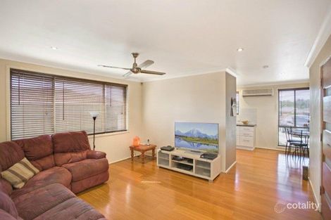 13 Collier Cl, St Helens Park, NSW 2560