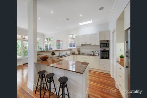 Property photo of 31 Broomfield Road Hawthorn East VIC 3123