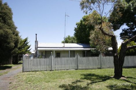 13 Warren St, Kyneton, VIC 3444