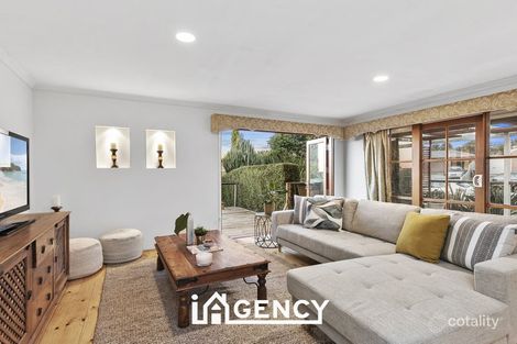 Property photo of 37 Chantell Avenue Endeavour Hills VIC 3802