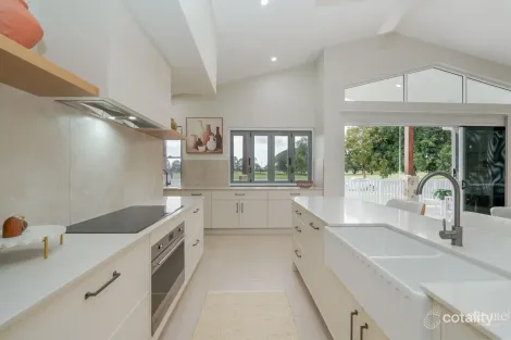 Property photo of 1 Karrie Webb Way Rosslea QLD 4812