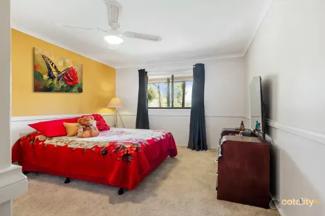 Property photo of 3 Palm Place Surfside NSW 2536