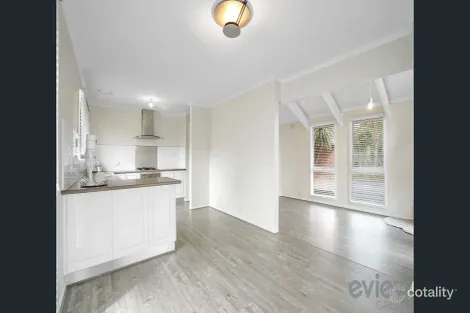 Property photo of 35 Daphne Crescent Werribee VIC 3030