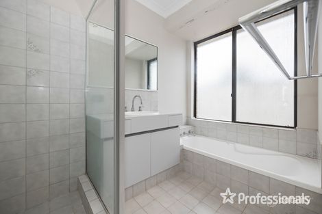 Property photo of 1 Sherwood Place Alexander Heights WA 6064