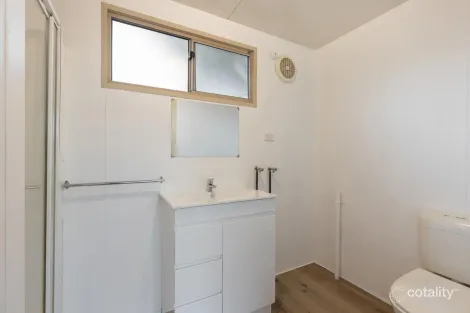 Property photo of 11 Chifley Crescent Dandenong North VIC 3175