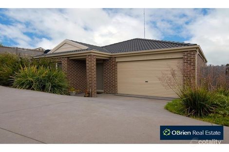 2/51 Leigh Dr, Pakenham, VIC 3810