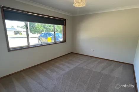 Property photo of 28 Dunrobin Street Coolamon NSW 2701