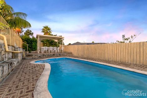 Property photo of 11 Grevillea Way Heathridge WA 6027