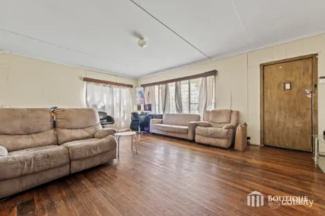 Property photo of 10 Peach Court Doveton VIC 3177
