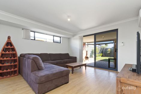 Property photo of 76 Glasshouse Drive Banksia Grove WA 6031
