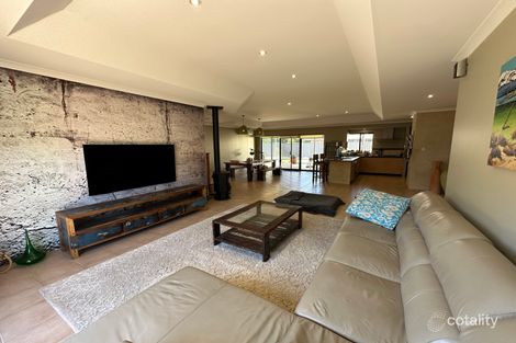 Property photo of 10 Donald Way Geographe WA 6280