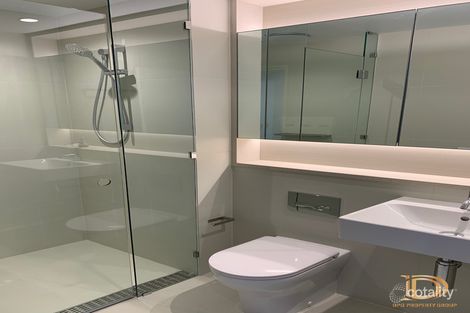Property photo of 3504/628 Flinders Street Docklands VIC 3008