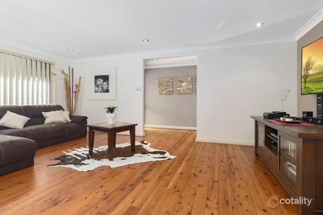 Property photo of 8 Weipa Close Green Valley NSW 2168