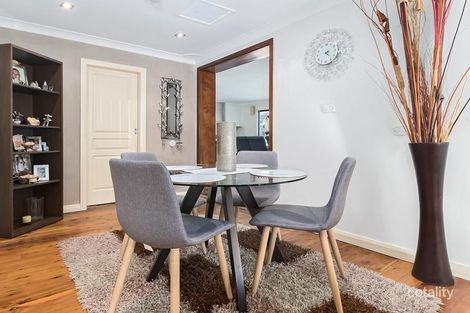 Property photo of 8 Weipa Close Green Valley NSW 2168