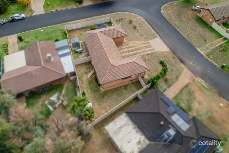 Property photo of 33 Springfield Way Dubbo NSW 2830