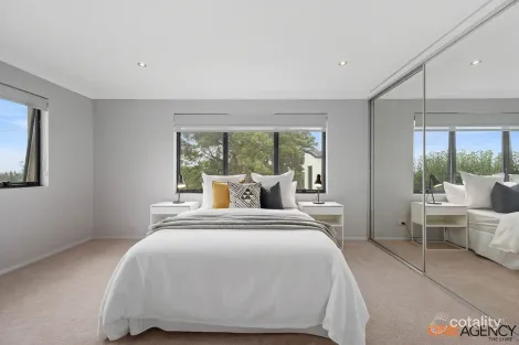 Property photo of 51 Sproule Road Illawong NSW 2234