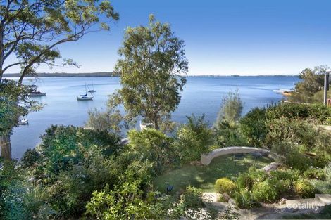 204 Skye Point Rd, Coal Point, NSW 2283