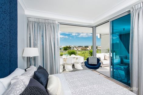 Property photo of 11 Compass Drive Biggera Waters QLD 4216