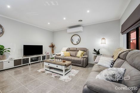 Property photo of 17 Bathurst Close Craigieburn VIC 3064