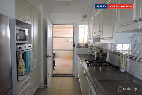 Property photo of 17 Spinnaker Drive Sandstone Point QLD 4511