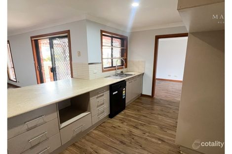 Property photo of 19 Gunn Drive Estella NSW 2650