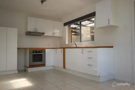 Property photo of 29 Benaud Street Macgregor QLD 4109