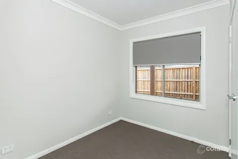 Property photo of 2/30 Bower Road Medowie NSW 2318
