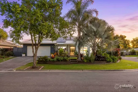 Property photo of 35 Rhodium Crescent Hope Island QLD 4212