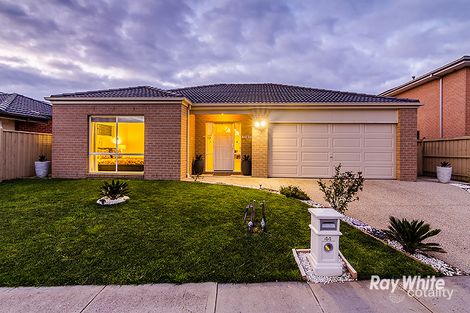 44 Brookwater Pde, Lyndhurst, VIC 3975