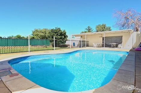 247 Martins Rd, Parafield Gardens, SA 5107