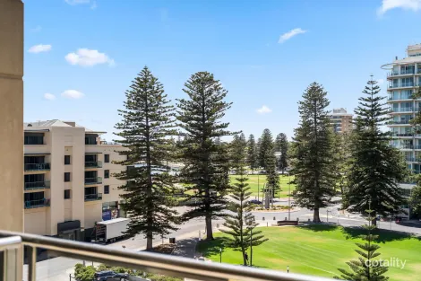 432/16 Holdfast Prom, Glenelg, SA 5045