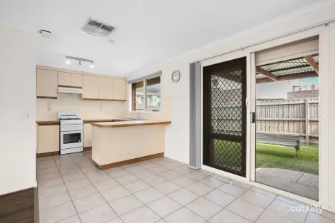 Property photo of 2/191 Carinish Road Clayton VIC 3168